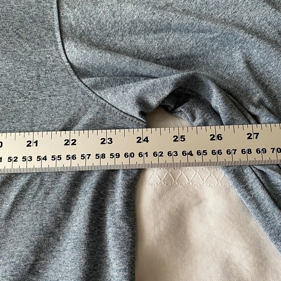 Old Navy Active Men's Grayish-Blue Long Sleeve T-shirt Size XXL - Picture 6 of 9